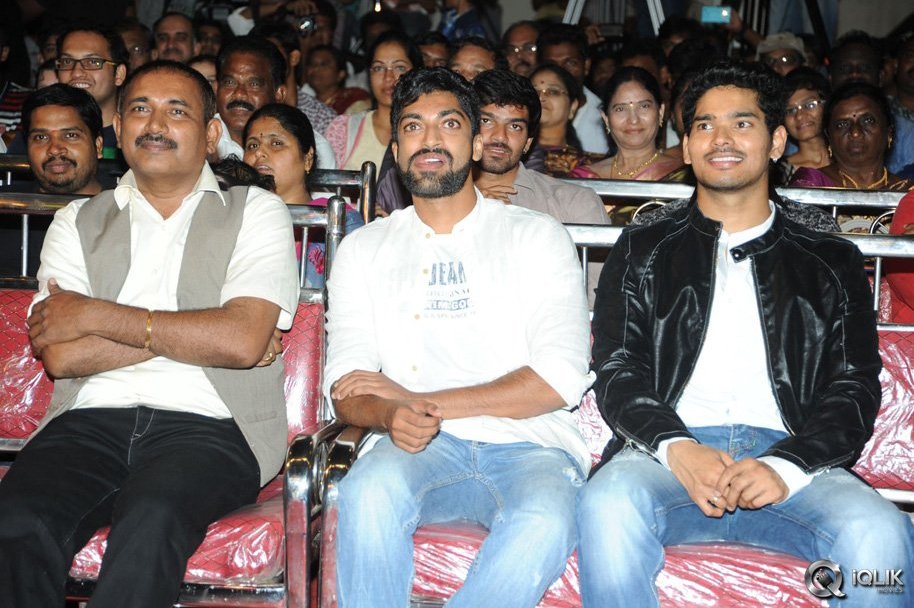 Undhile-Manchi-Kalam-Mundhu-Mundhuna-Movie-Audio-Launch